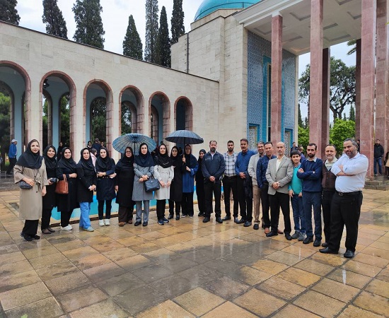 بازدید فرهنگی از آرامگاه سعدی